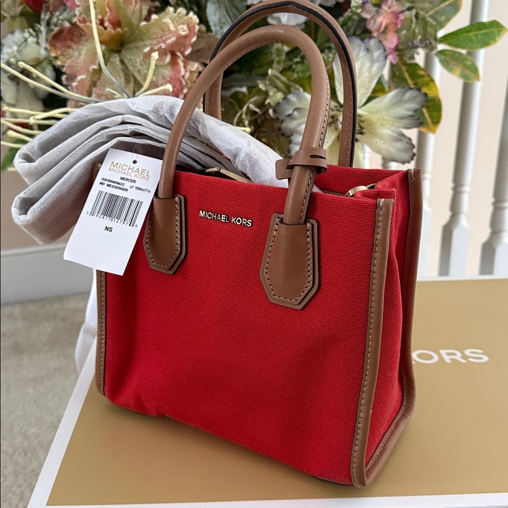 Michael Kors Mercer Crossbody Purses Brand New Authentic 9x8 - Picture 6 of 9